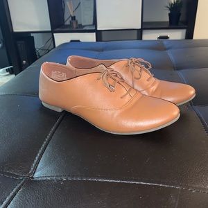 Oxford shoe